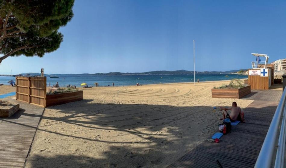 Haut De Villa A 700 Metres De La Plage, Totalement Independant Et Accessible Par Un Escalier Exterieur Sainte-Maxime Exterior foto